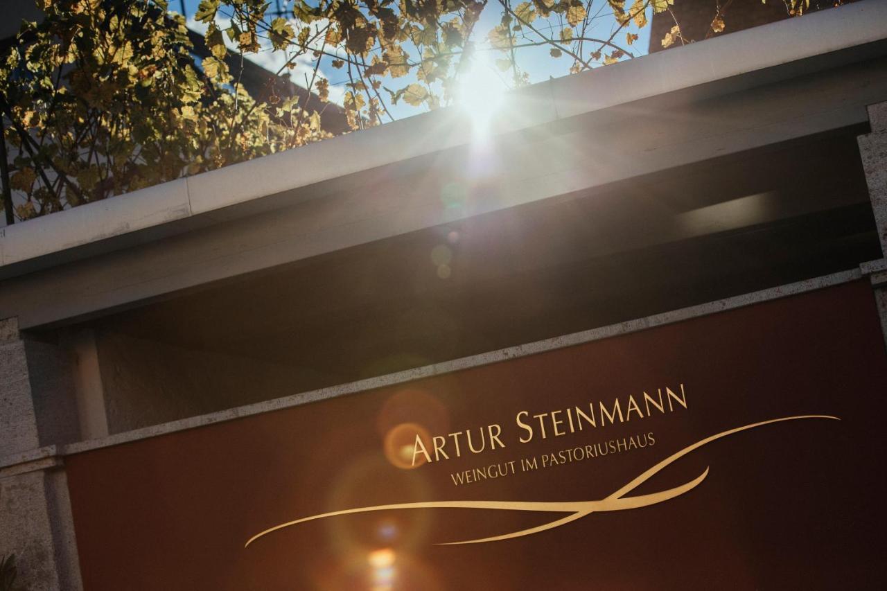 فندق Weingut Pastoriushaus - Artur Steinmann سومرهاوزن المظهر الخارجي الصورة